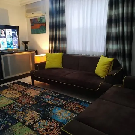 Apartmán Havaalanina 7 Km Lara Plajlarina 3 Km Bahceli Ev Antalya